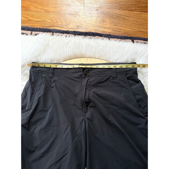 Lululemon shorts - Picture 4 of 8